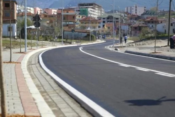 Casa privata/Indipendente in vendita a Tirana 2+1, SemiArredato