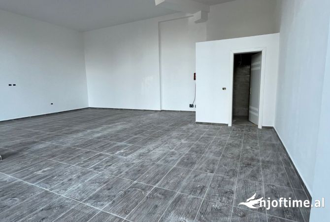 Jepet dyqan me qera te Ish Fusha e Aviacionit 