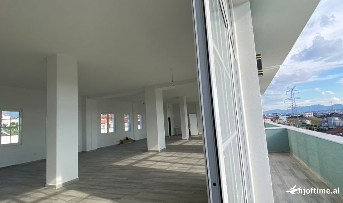 Jepet ambjent biznesi me qera ne Paskuqan