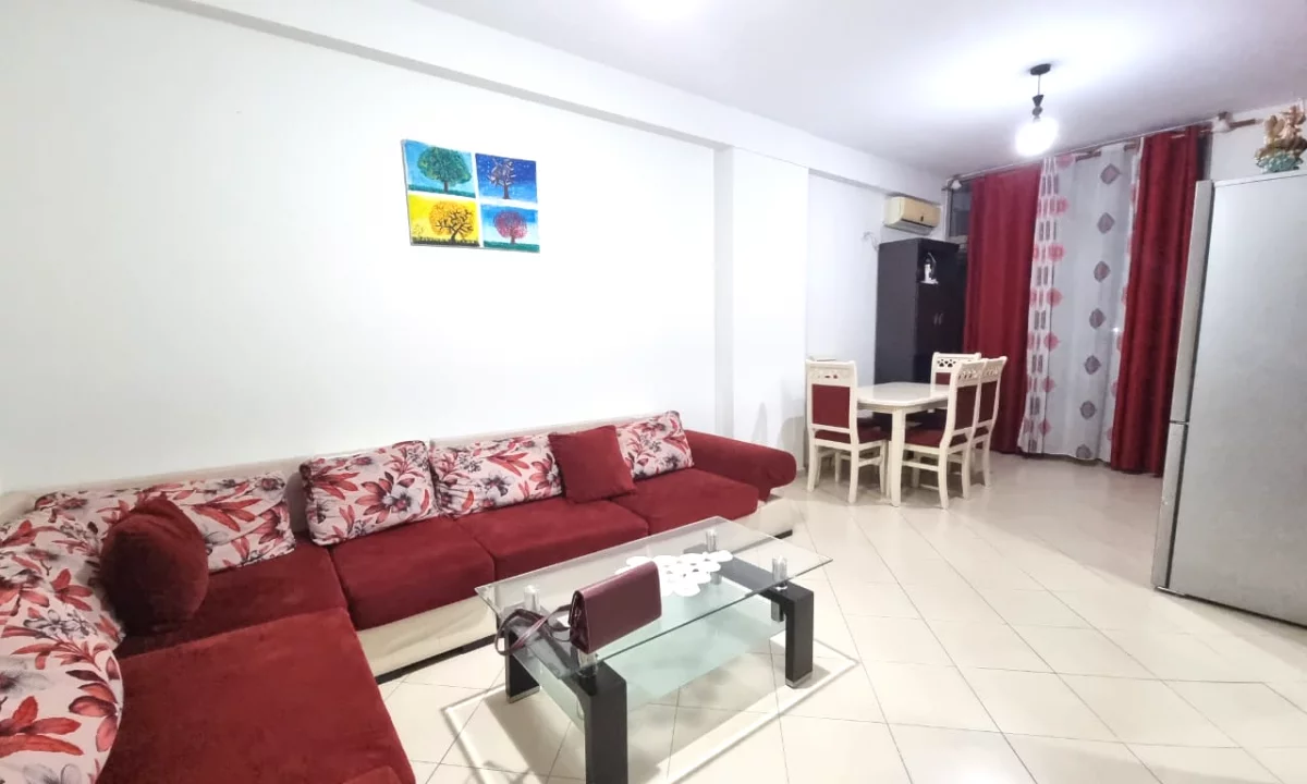 Shtepi me qera Apartament ne Tirane, 1+1, Mobilimi E mobiluar, Pagesa 38,000  Leke.