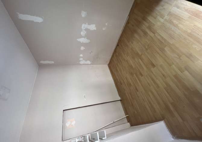 Ambient biznesi me qera 1+1 ne Tirane - 200 Euro