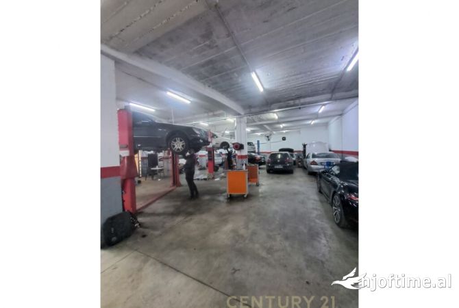 Business Property in Sale 6+1 in Tirana - 80,000 Euro