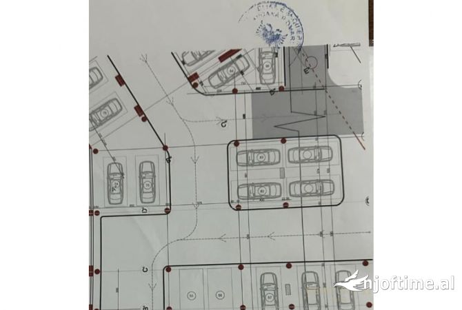 Business Property in Sale Garsoniere in Tirana - 18,000 Euro