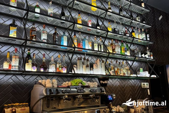 Business Property in Sale 2+1 in Tirana - 550,000 Euro