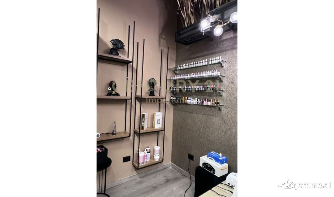 Shitet Biznes Parukerie - Estetike!