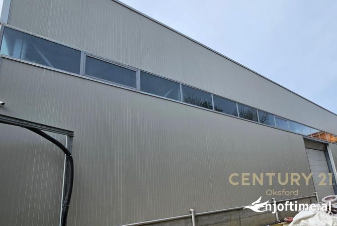 SHITET KAPANON PRANE DOGANES SE TIRANES - 800 m2, 3200 m2 TRUALL