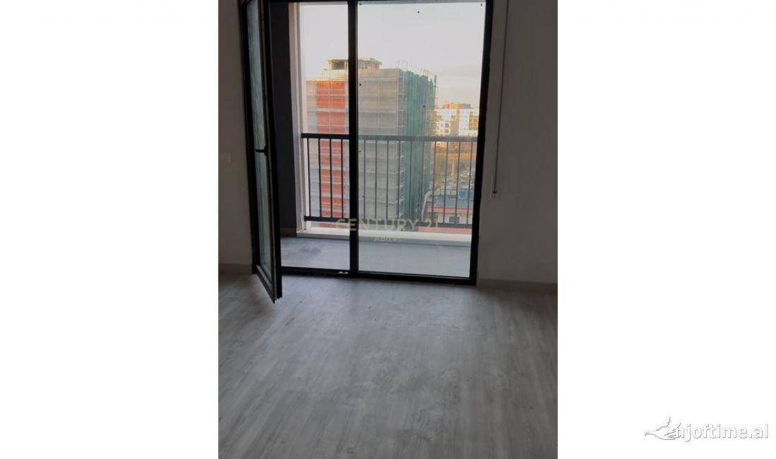 Appartamento in vendita a Tirana 2+1, Vuoto
