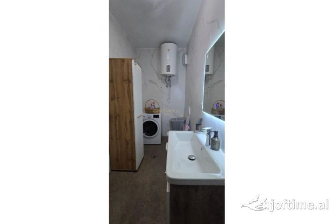 Appartamento in affitto a Tirana 1+1, Arredato