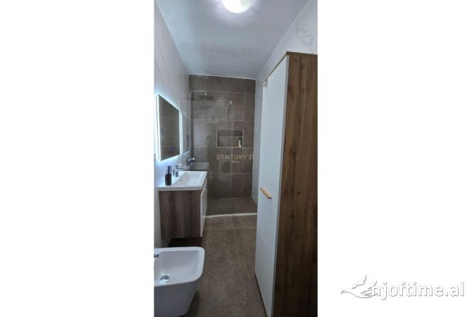 Appartamento in affitto a Tirana 1+1, Arredato