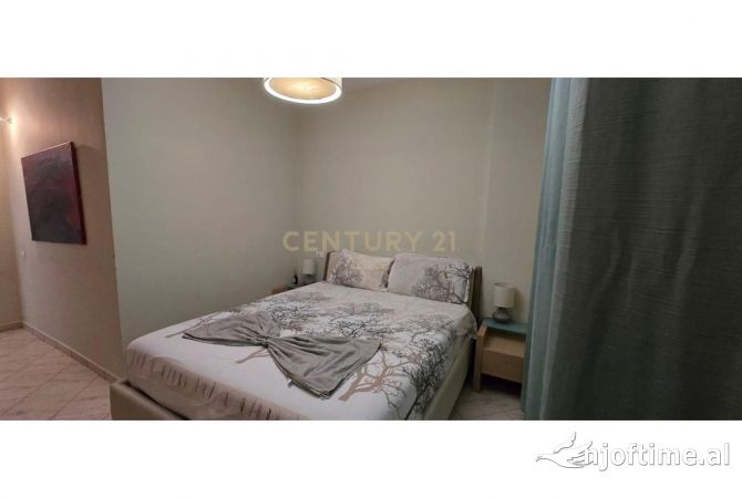 Appartamento in affitto a Tirana 1+1, Arredato