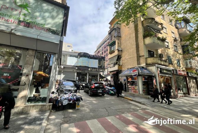 Business Property in Sale 1+1 in Tirana - 200,000 Euro