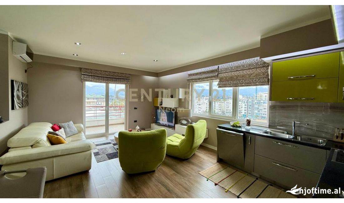 Appartamento in affitto a Tirana 3+1, Arredato