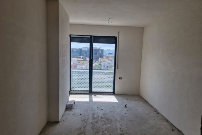 Apartment for sale in Tirana 2+1, Emty