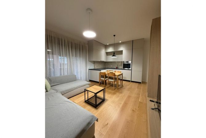 Apartament 2+1 për Qira në Rrugën e Kosovareve!