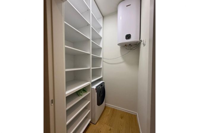 Appartamento in affitto a Tirana 2+1, Arredato