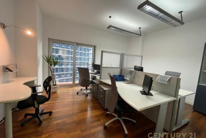 Zyra per qira te Galeria ETC