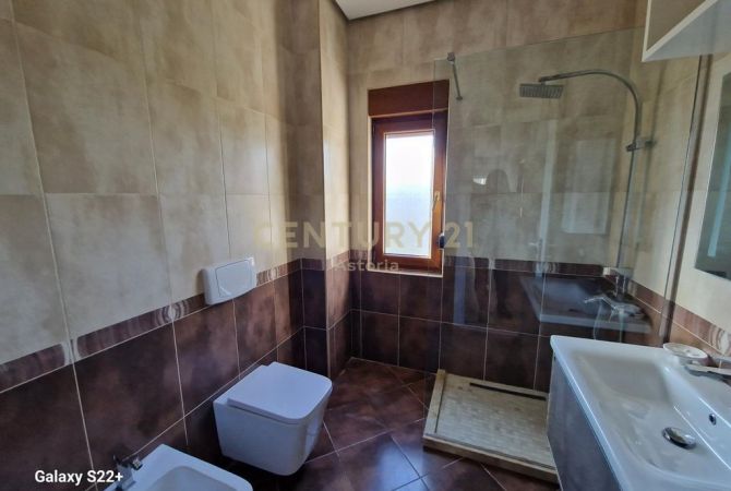 Villa di lusso in affitto a Tirana 3+1, Arredato