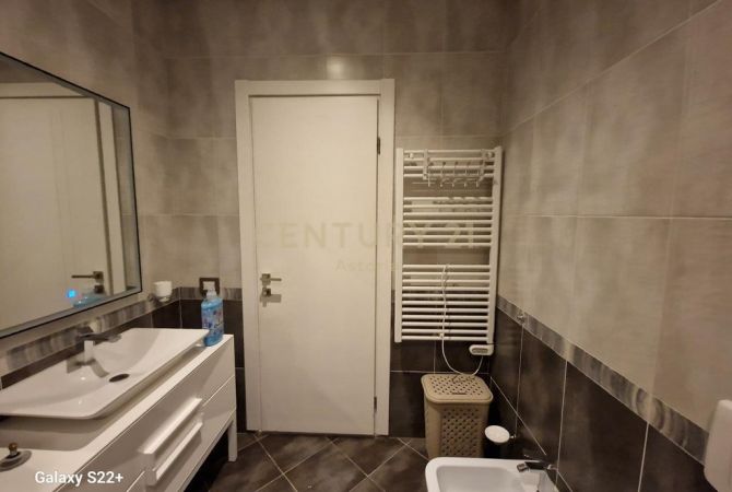 Villa di lusso in affitto a Tirana 3+1, Arredato