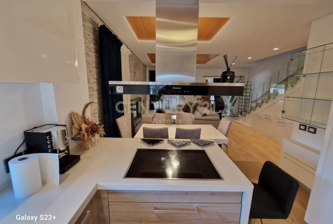 Villa di lusso in affitto a Tirana 3+1, Arredato