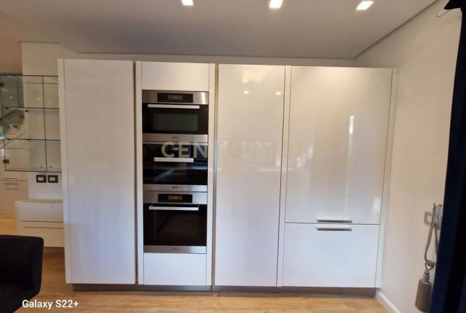 Villa di lusso in affitto a Tirana 3+1, Arredato