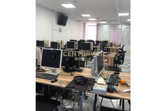 Shesim Ambjent Komercial tek Ish-ekspozita