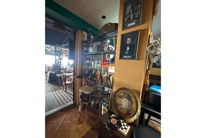 Jepet me qira bar-kafe, Myslym Shyr!