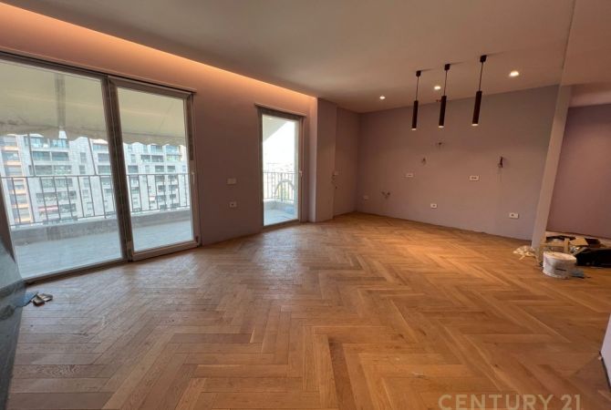 Shtepi ne shitje Apartament ne Tirane, 2+1, Mobilimi Bosh, pa mobiluar, Pagesa 290,000  Euro.