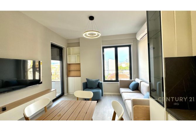 Appartamento in affitto a Tirana 1+1, Arredato