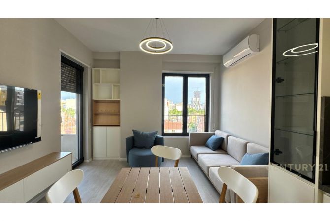 Appartamento in affitto a Tirana 1+1, Arredato