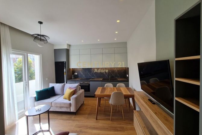 Shesim Apartament 2+1 dhe Garsoniere tek Kryqezimi 21 Dhjetorit!