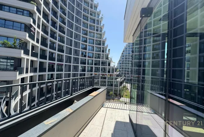 Business Property for Rent 3+1 in Tirana - 1,500 Euro