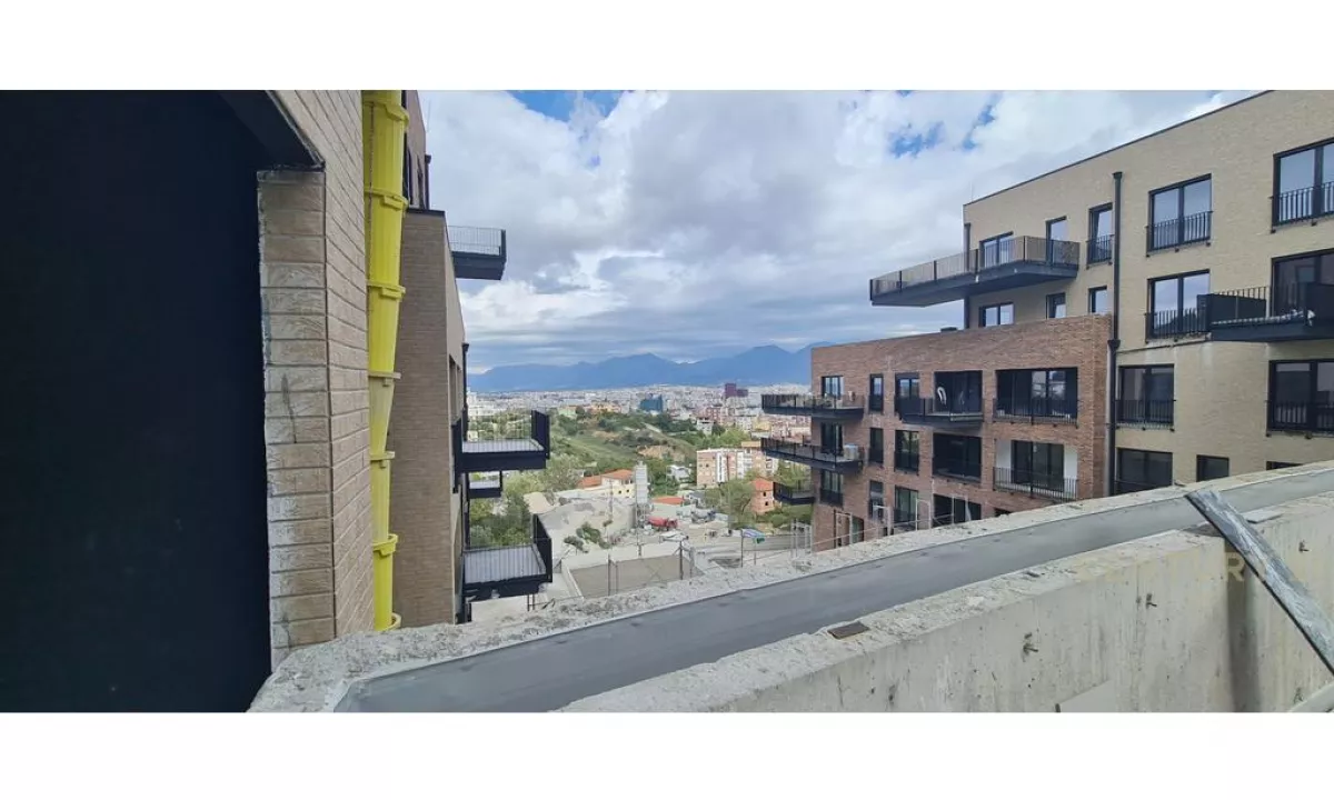 Appartamento in vendita a Tirana 1+1, Vuoto