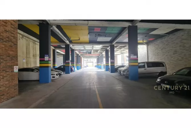 Appartamento in vendita a Tirana 1+1, Vuoto