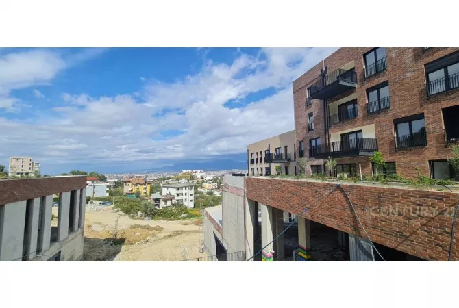 Appartamento in vendita a Tirana 1+1, Vuoto