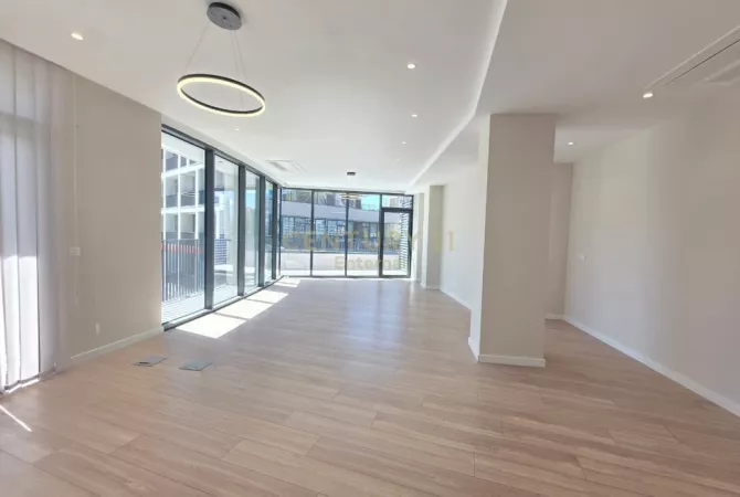 Business Property for Rent 3+1 in Tirana - 1,500 Euro