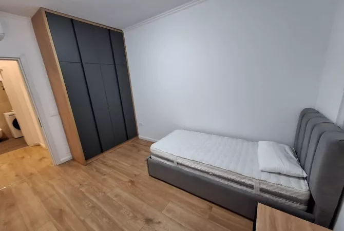 Appartamento in affitto a Tirana 3+1, Arredato