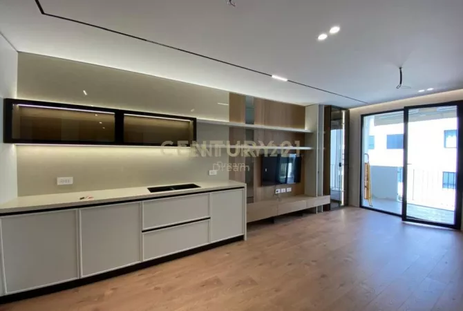 Shtepi ne shitje Apartament ne Tirane, 2+1, Mobilimi E mobiluar, Pagesa 299,000  Euro.