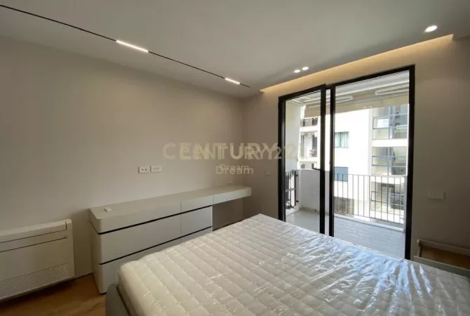 Shtepi ne shitje Apartament ne Tirane, 2+1, Mobilimi E mobiluar, Pagesa 299,000  Euro.