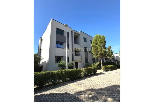 Appartamento in vendita a Durazzo 1+1, Arredato