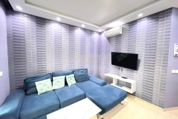 Appartamento in vendita a Durazzo 2+1, Arredato