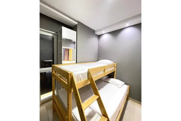 Appartamento in vendita a Durazzo 2+1, Arredato