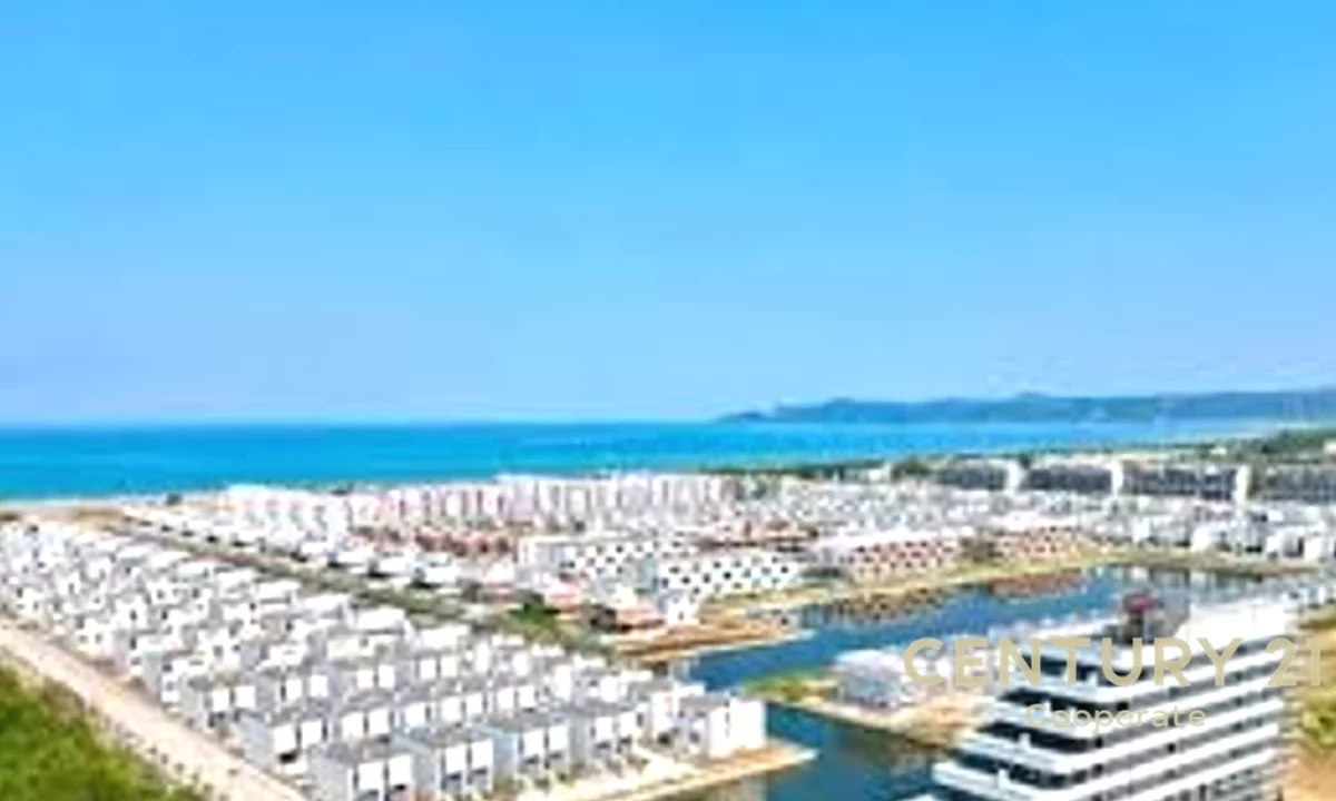 Appartamento in vendita a Durazzo 2+1, Vuoto