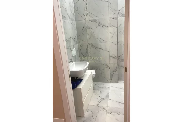 Appartamento in affitto a Tirana 1+1, Arredato