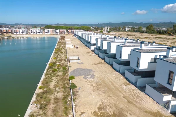 Appartamento in vendita a Durazzo Garsoniere, Vuoto