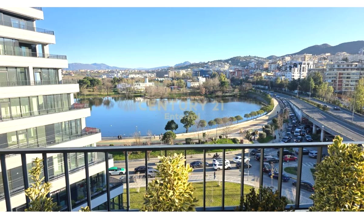 Shtepi ne shitje Apartament ne Tirane, 3+1, Mobilimi E mobiluar, Pagesa 780,000  Euro.