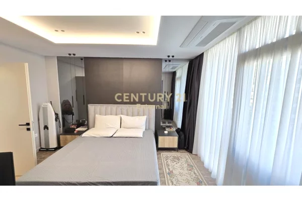 Shtepi ne shitje Apartament ne Tirane, 3+1, Mobilimi E mobiluar, Pagesa 780,000  Euro.