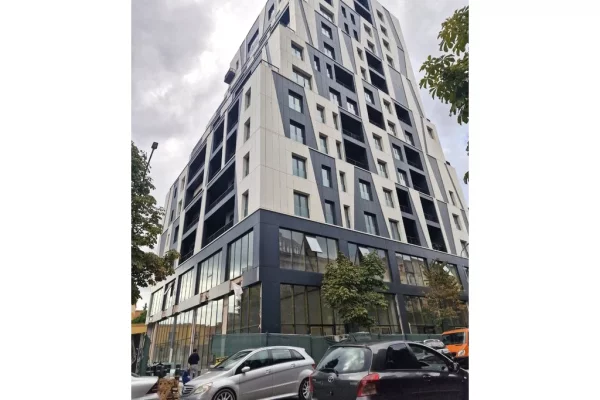 Ambient biznesi me qera 2+1 ne Tirane - 5,000 Euro