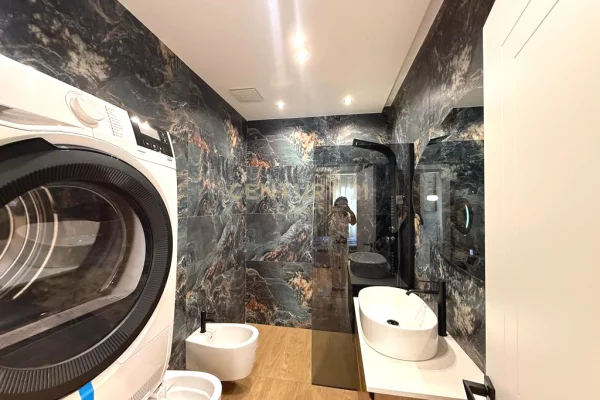 Appartamento in affitto a Tirana 2+1, Arredato