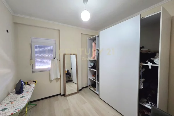 Appartamento in vendita a Tirana 2+1, Arredato