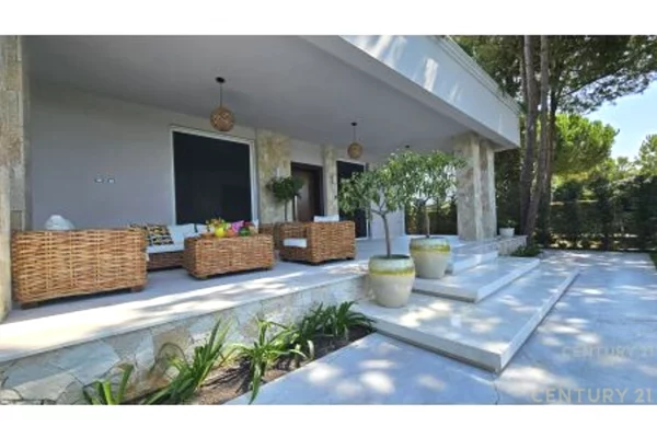 Super vile , vije e pare ne Kompleksin Lura !